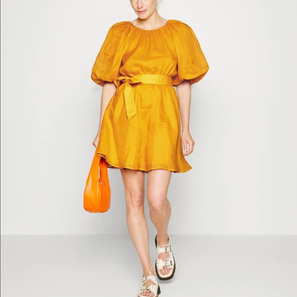 Brand new Banana Republic dress